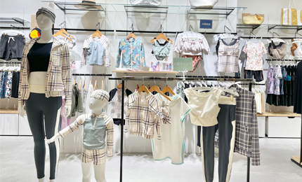 東京・日本橋高島屋S.C.  [新館4F] Riberce (年間水着ショップ）